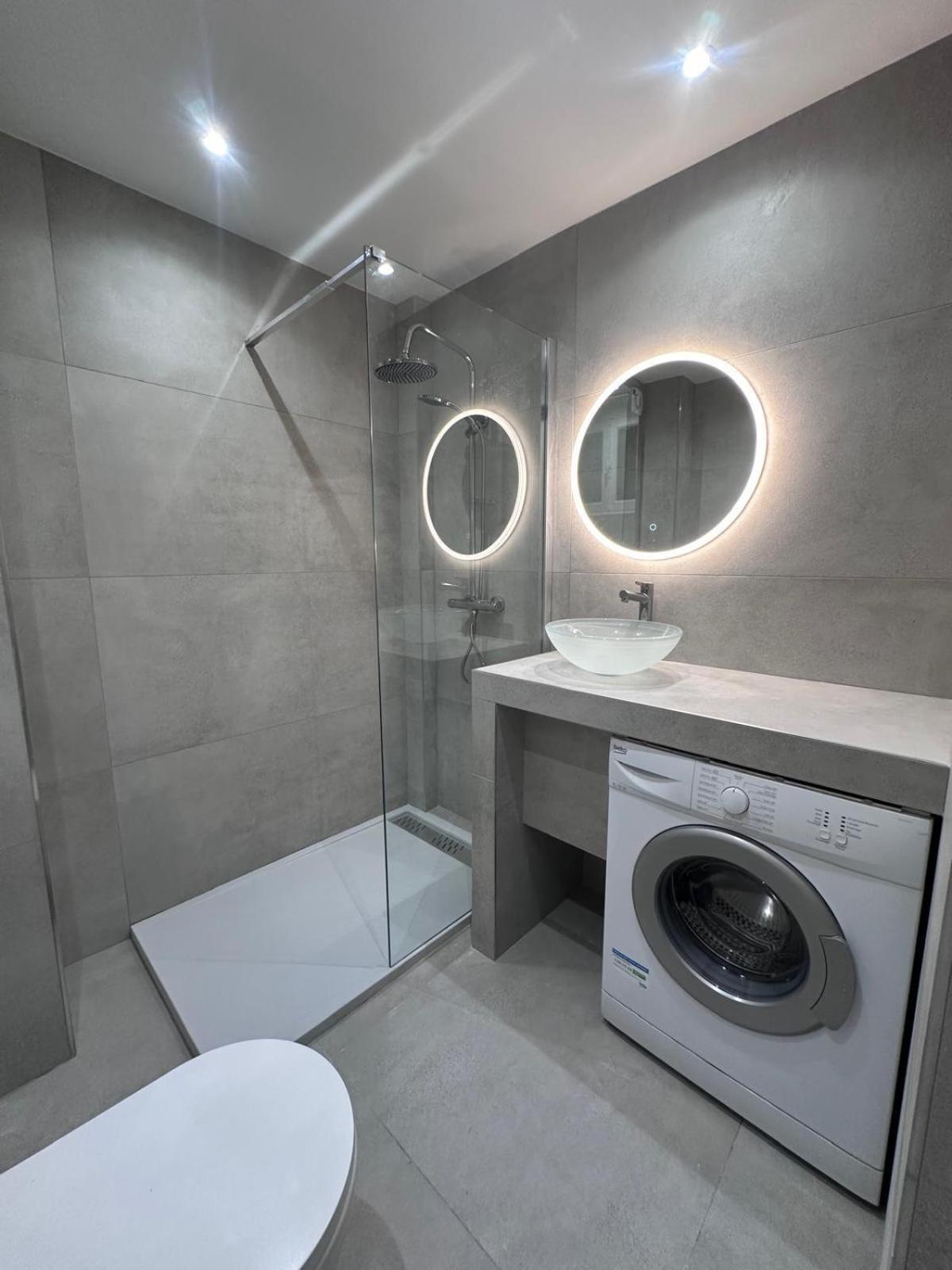 Position Croisette Martinez ! 150m From The Completely Renovated ! Appartement *